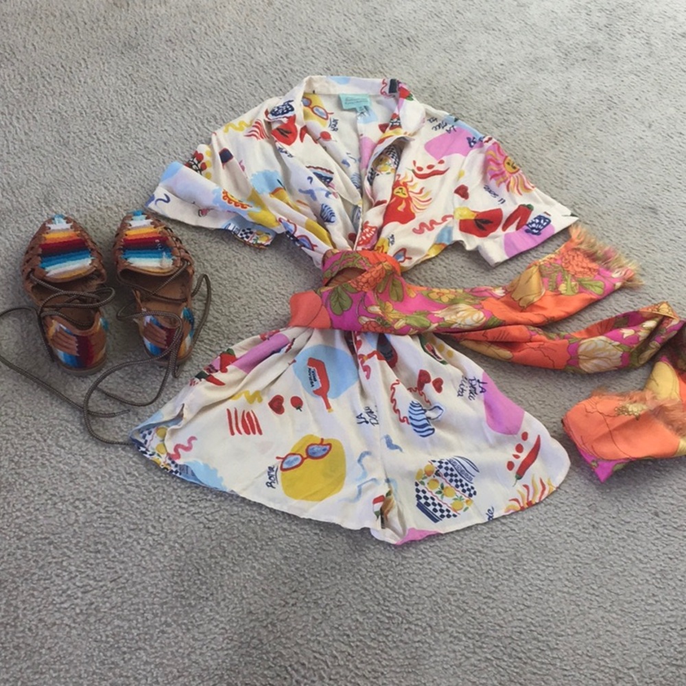 TRUE DESTINATION/“SOL PARTY”VACATION PRINT ROMPER - Picture 5 of 11